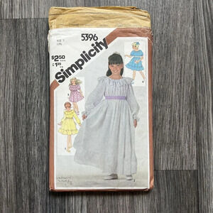 Simplicity 5396 Vintage Sewing Pattern Girls Pullover Dresses Complete Pattern